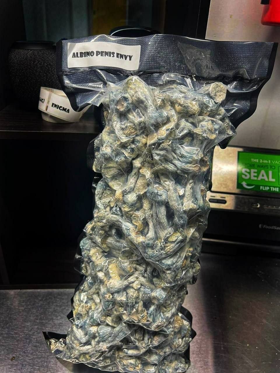 1 pound Golden teacher shrooms